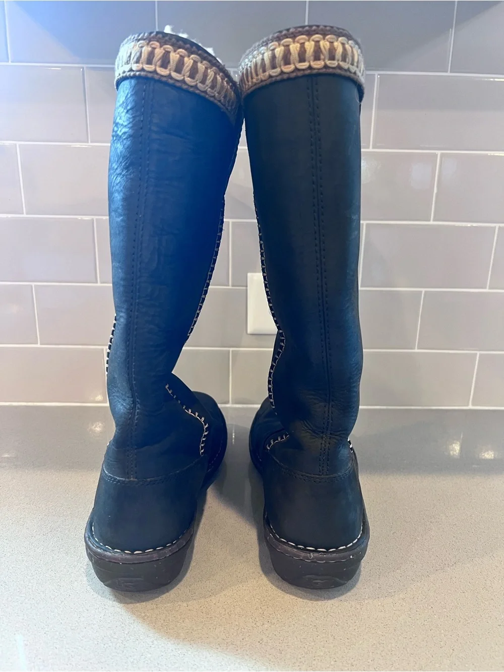 UGG Swell Tall Black Leather Sheepskin Tasman Boots Size 8